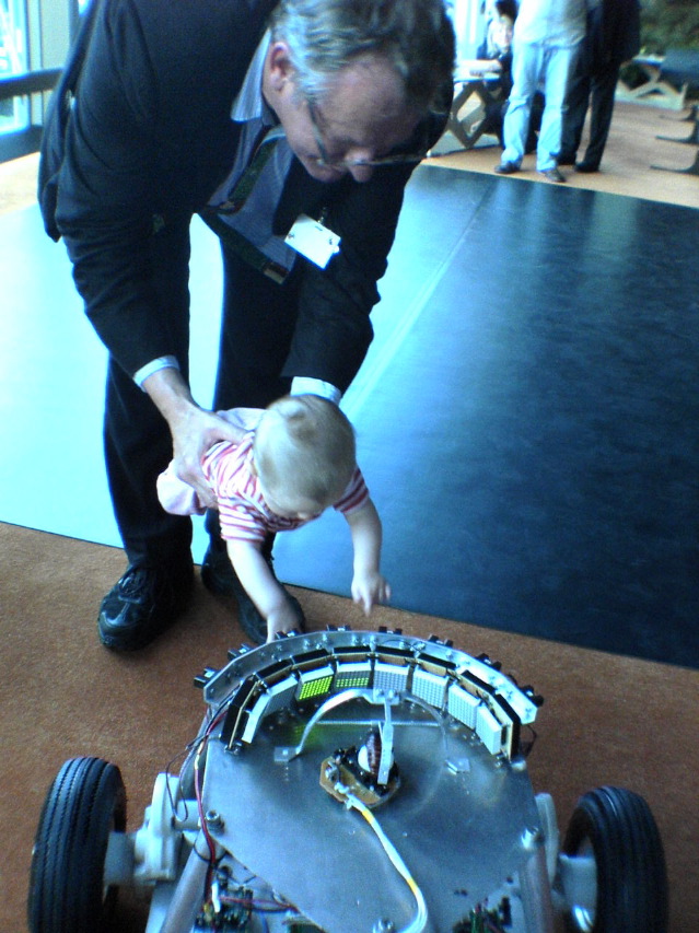 unusual method of viewing project: baby